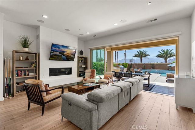 80277 Platinum Way, La Quinta, CA 92253