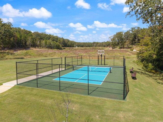 15124 Matterhorn Loop, Maumelle, AR 72113