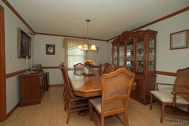162 Angle Road, West Seneca, NY 14224