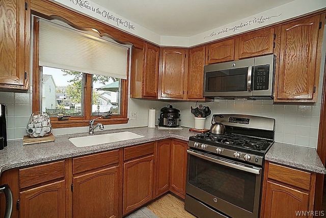 162 Angle Road, West Seneca, NY 14224