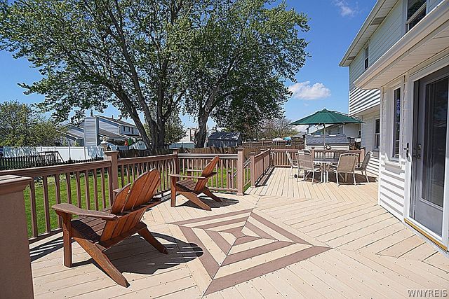 162 Angle Road, West Seneca, NY 14224