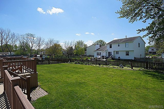 162 Angle Road, West Seneca, NY 14224