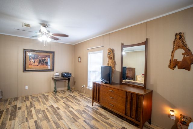 191 hwy 84, Fairfield, TX 75840