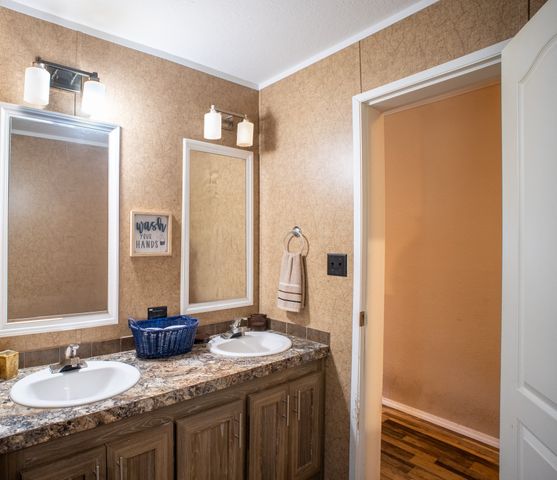 191 hwy 84, Fairfield, TX 75840