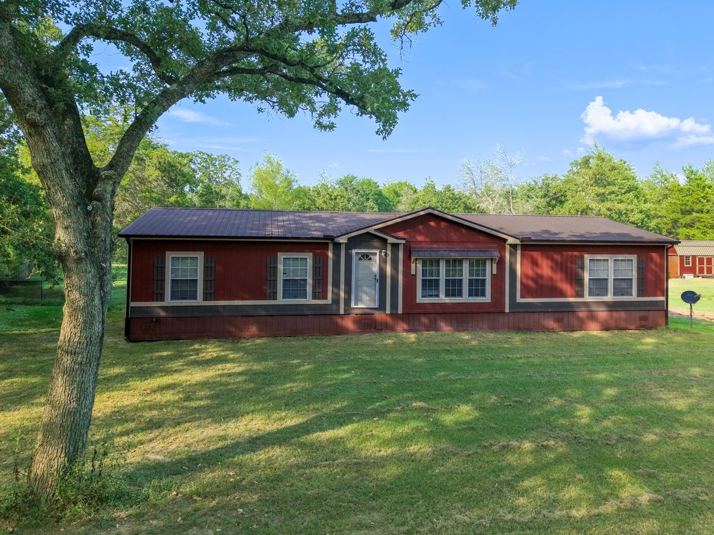 191 hwy 84, Fairfield, TX 75840