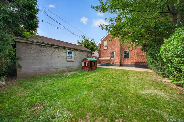 56-15 199th Street, Fresh Meadows, NY 11365