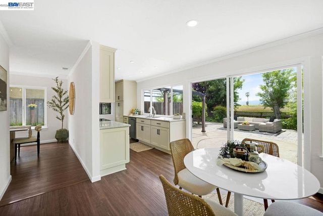 8135 Merion Dr, Newark, CA 94560