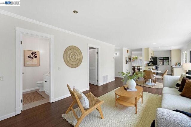 8135 Merion Dr, Newark, CA 94560