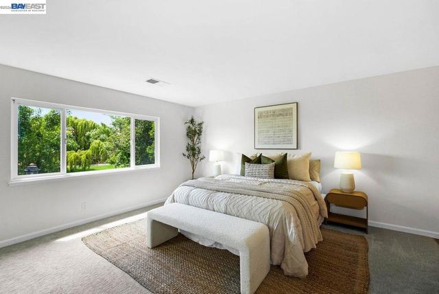 8135 Merion Dr, Newark, CA 94560