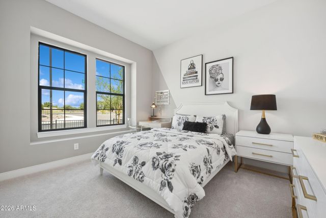 42134 N Tiger Way, San Tan Valley, AZ 85140