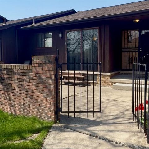 26433 Summerdale Drive, Southfield, MI 48033
