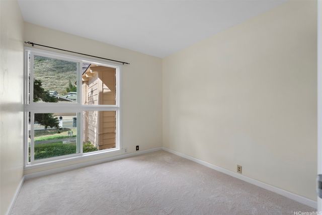 1069 Lunalilo Home Road, Honolulu, HI 96825