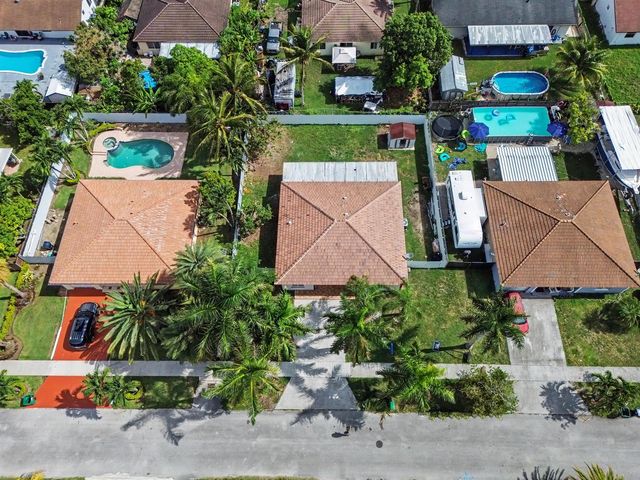 13435 SW 257th Terrace, Homestead, FL 33032
