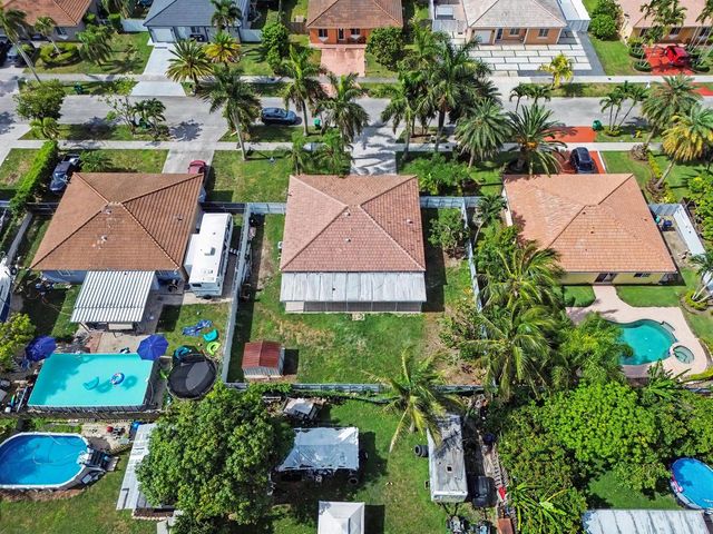 13435 SW 257th Terrace, Homestead, FL 33032