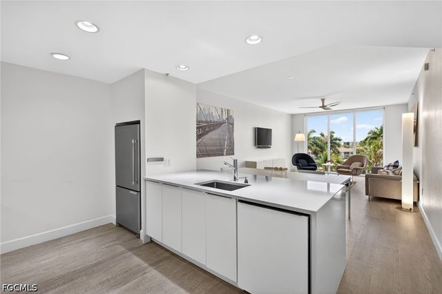 3414 Hancock Bridge PKWY 406, North Fort Myers, FL 33903