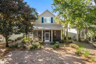 2458 Bungalo Ln Lane, Miramar Beach, FL 32550