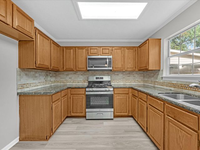4241 Mountain Peak Way, Houston, TX 77345