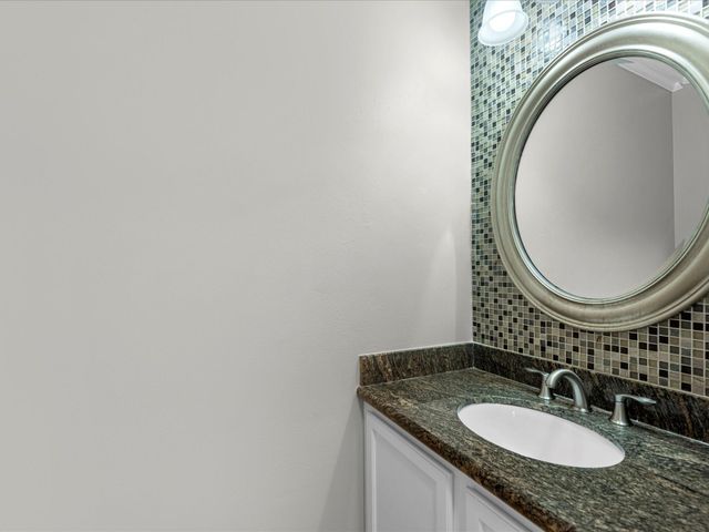 4241 Mountain Peak Way, Houston, TX 77345