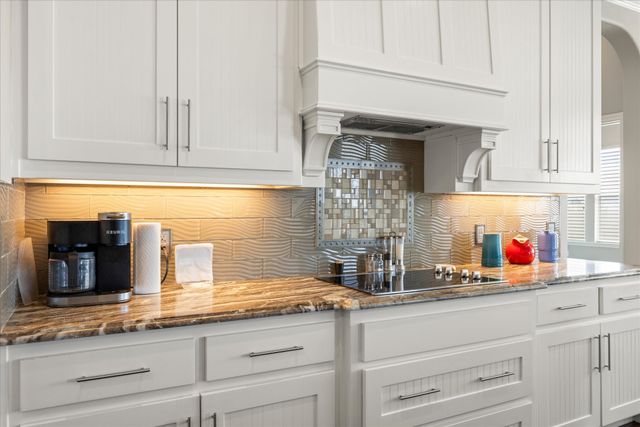 122 King Arthur Court, Glen Rose, TX 76043