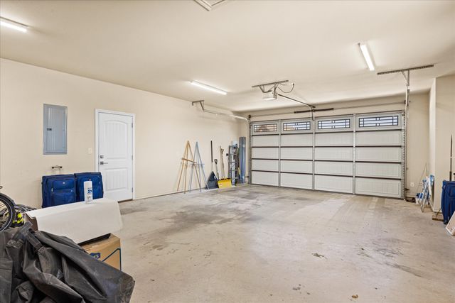 122 King Arthur Court, Glen Rose, TX 76043