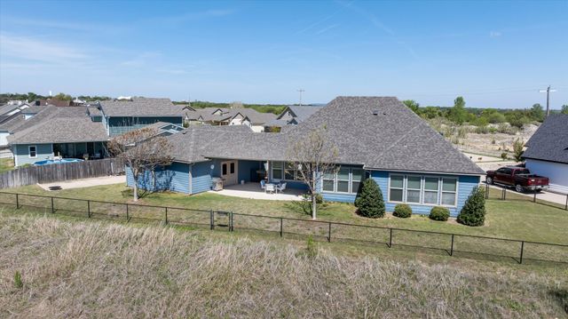 122 King Arthur Court, Glen Rose, TX 76043