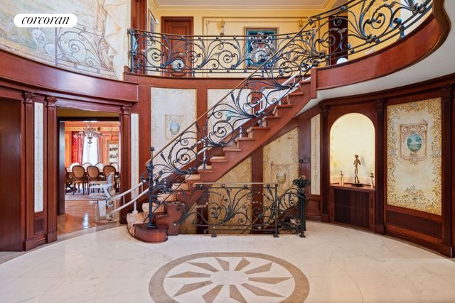 84-01 MIDLAND Parkway, New York City, NY 11432