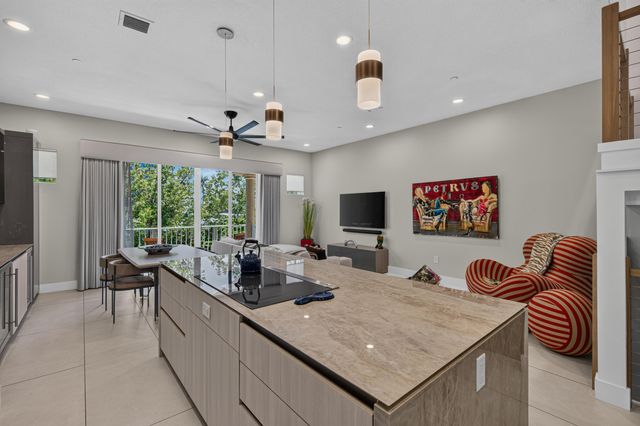 3224 NE 4th Street, Pompano Beach, FL 33062