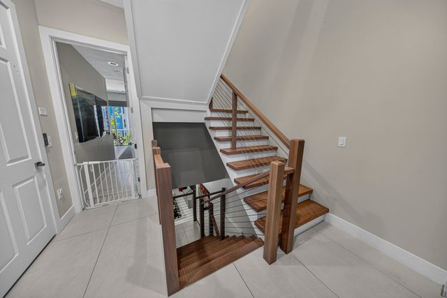 3224 NE 4th Street, Pompano Beach, FL 33062