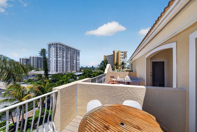 3224 NE 4th Street, Pompano Beach, FL 33062