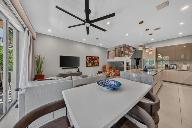 3224 NE 4th Street, Pompano Beach, FL 33062