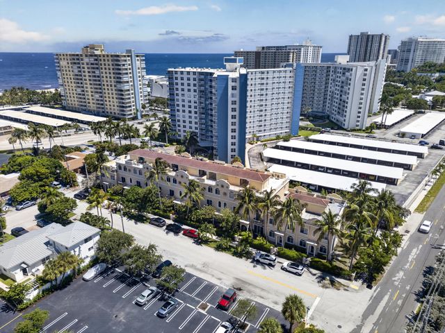 3224 NE 4th Street, Pompano Beach, FL 33062