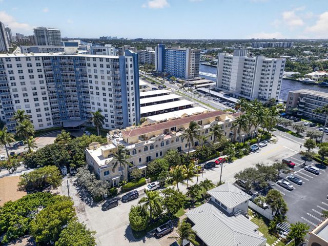 3224 NE 4th Street, Pompano Beach, FL 33062
