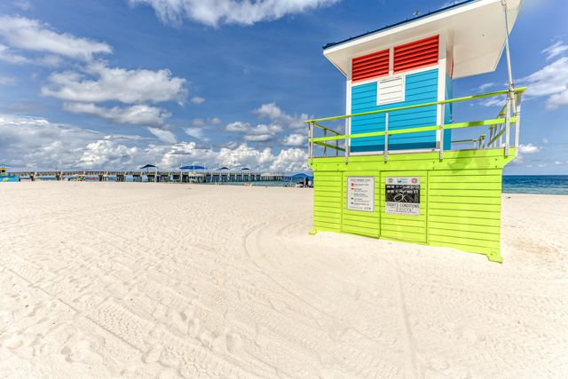 3224 NE 4th Street, Pompano Beach, FL 33062