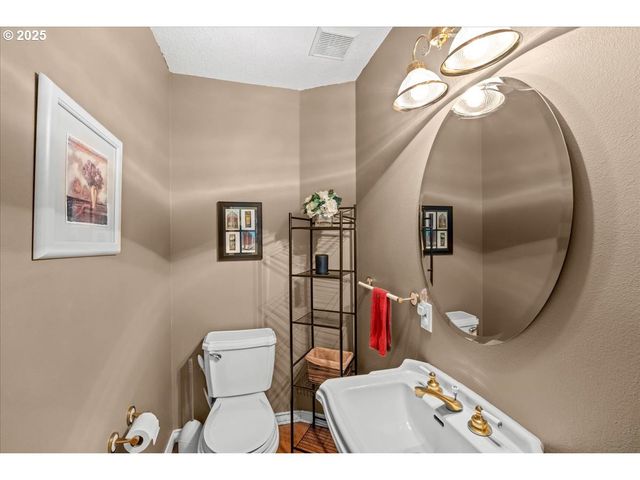 12495 Se CREST Way, Happy Valley, OR 97086