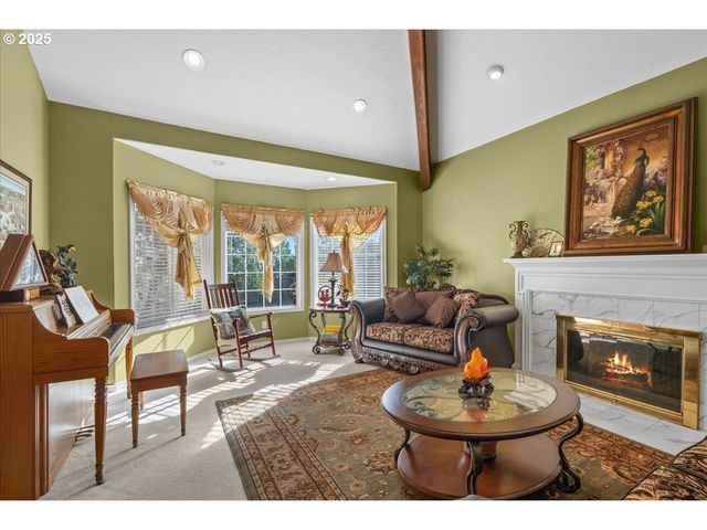 12495 Se CREST Way, Happy Valley, OR 97086