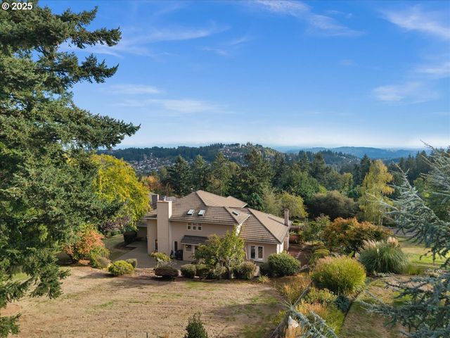 12495 Se CREST Way, Happy Valley, OR 97086