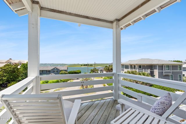 202 Live Oak Drive, Wrightsville Beach, NC 28480