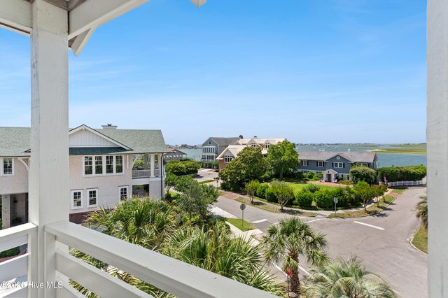 202 Live Oak Drive, Wrightsville Beach, NC 28480