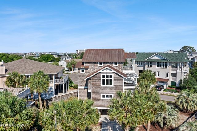 202 Live Oak Drive, Wrightsville Beach, NC 28480
