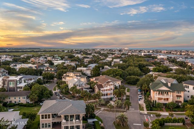 202 Live Oak Drive, Wrightsville Beach, NC 28480