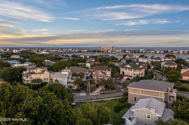 202 Live Oak Drive, Wrightsville Beach, NC 28480