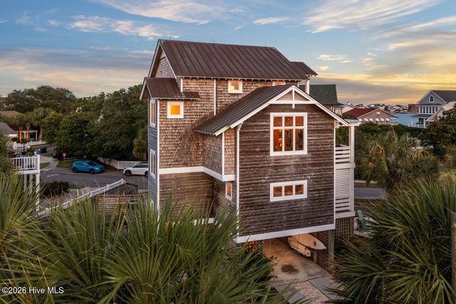 202 Live Oak Drive, Wrightsville Beach, NC 28480