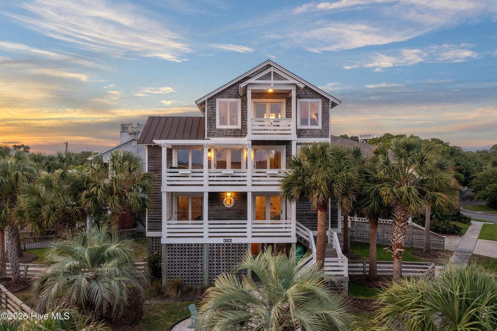 202 Live Oak Drive, Wrightsville Beach, NC 28480