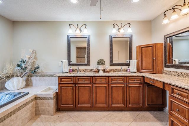 3428 VALLEY RANCH DRIVE, Lutz, FL 33548