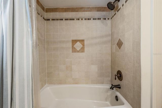 3428 VALLEY RANCH DRIVE, Lutz, FL 33548