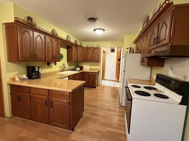 3414 Ruger Avenue, Janesville, WI 53546