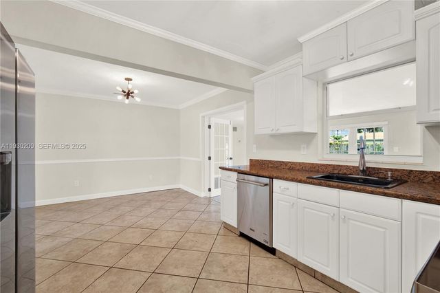 9312 SW 182nd St, Palmetto Bay, FL 33157