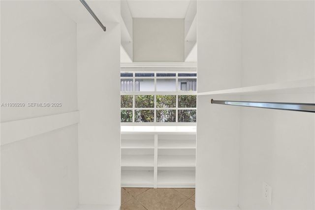 9312 SW 182nd St, Palmetto Bay, FL 33157