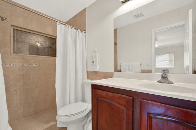 9312 SW 182nd St, Palmetto Bay, FL 33157