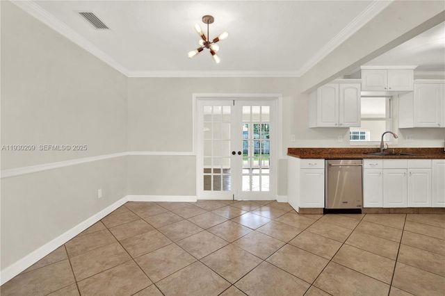 9312 SW 182nd St, Palmetto Bay, FL 33157